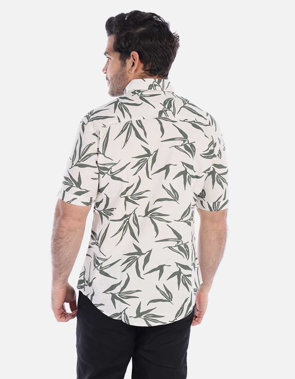 Camisa Hombre con estampado de hojas