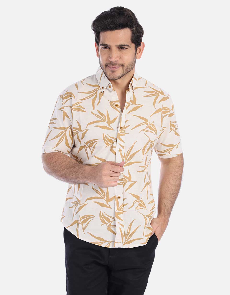 Camisa Hombre con estampado de hojas