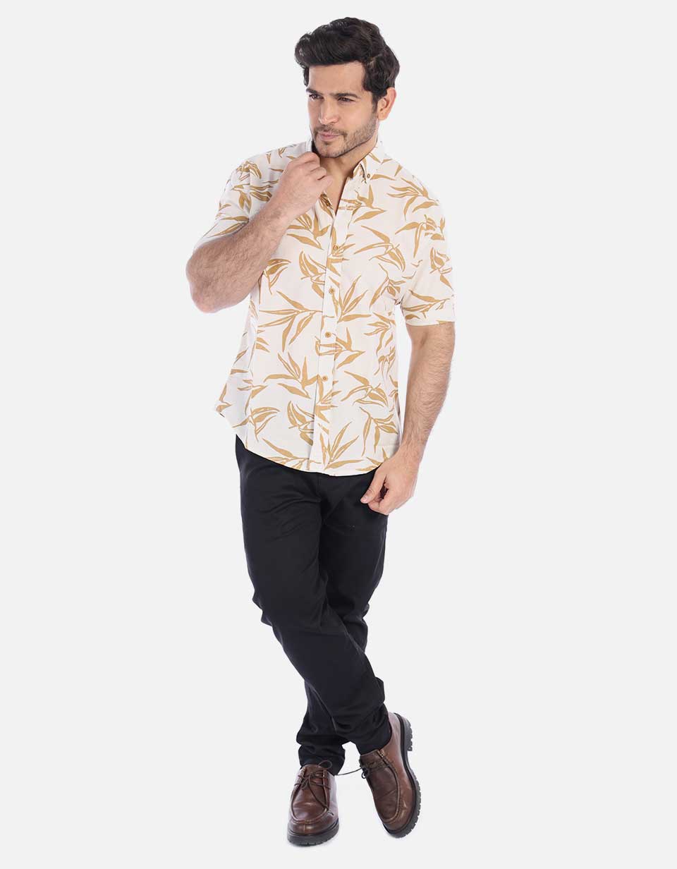 Camisa Hombre con estampado de hojas