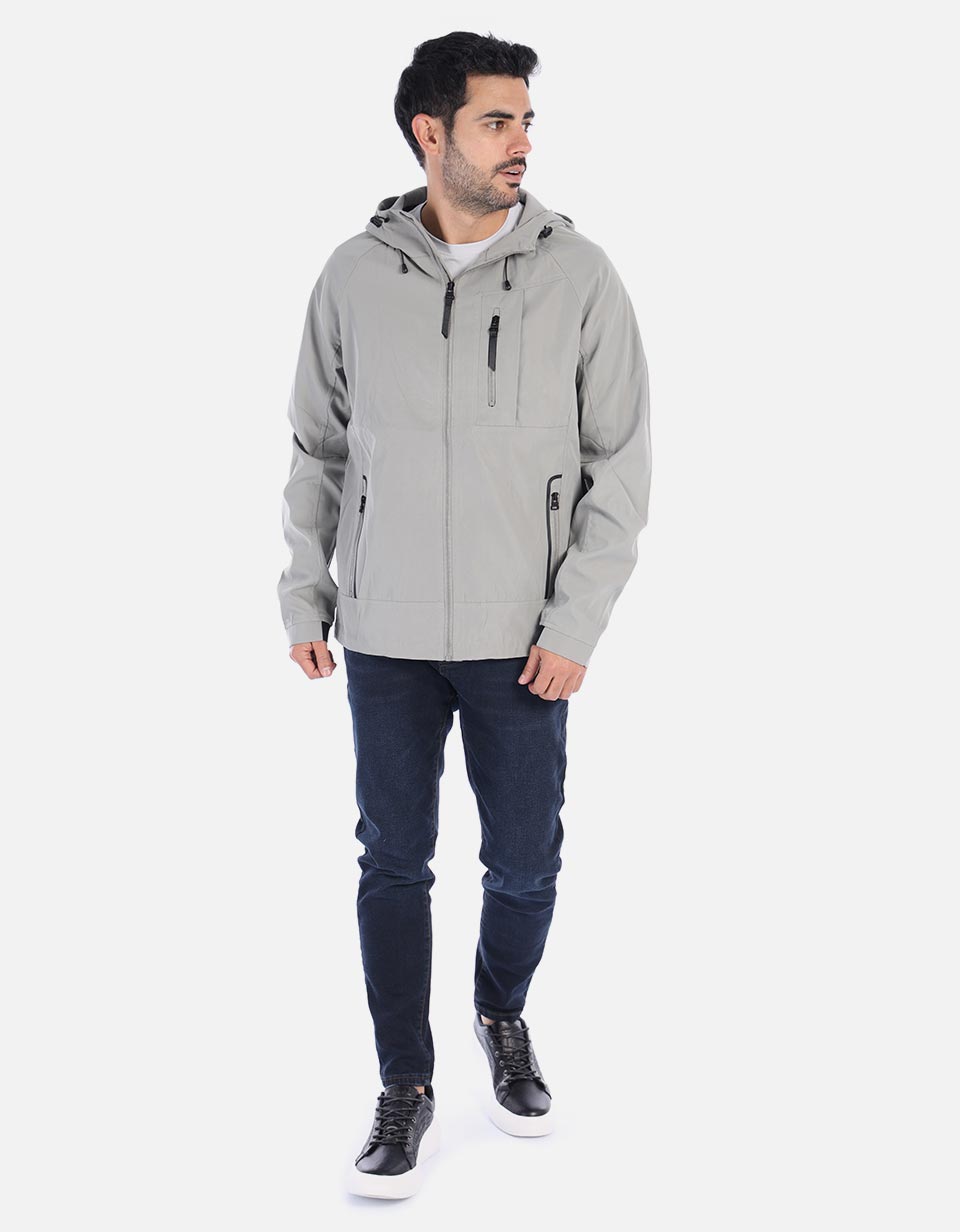 Chaqueta Hombre semi impermeable con capota