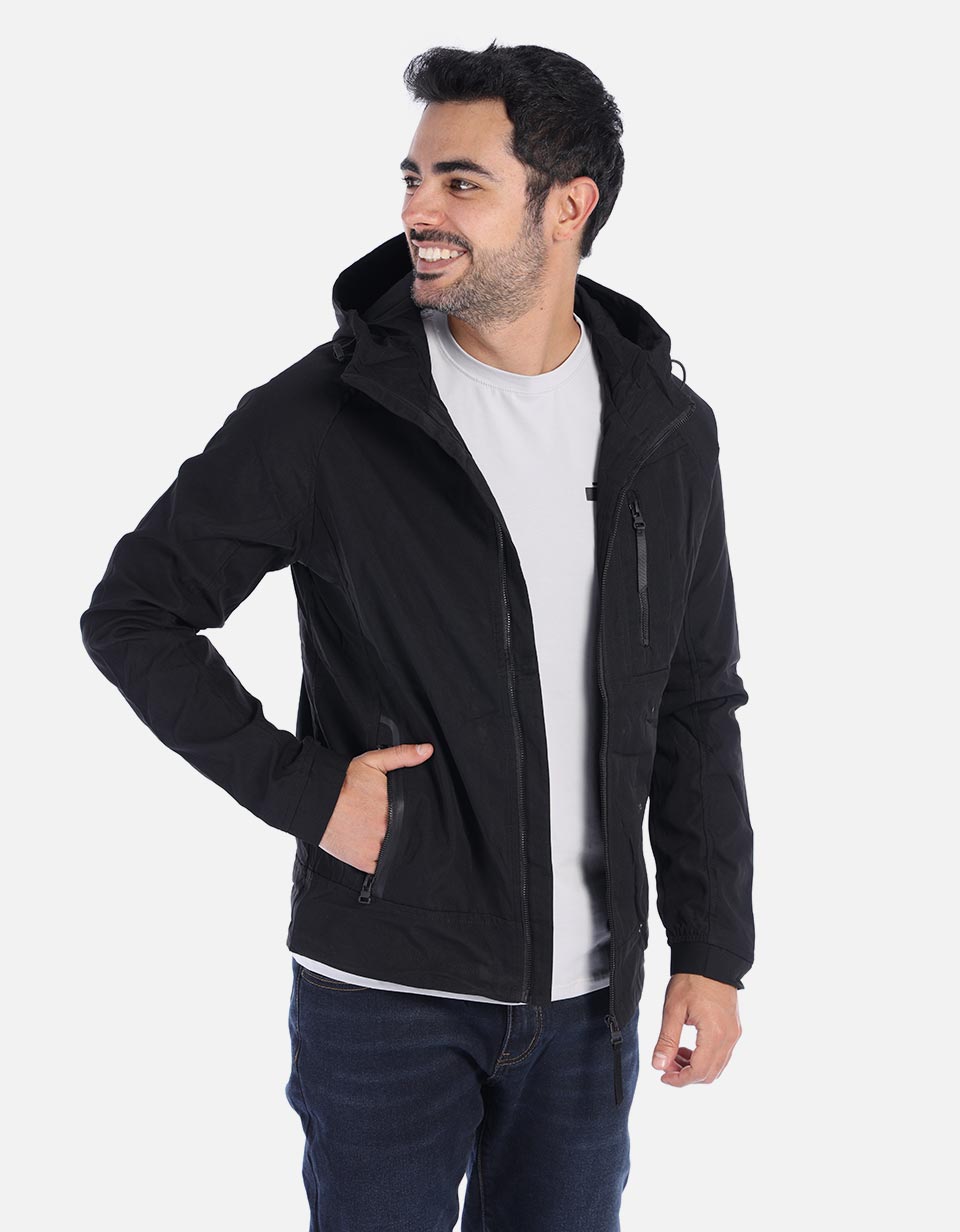 Chaqueta Hombre semi impermeable con capota