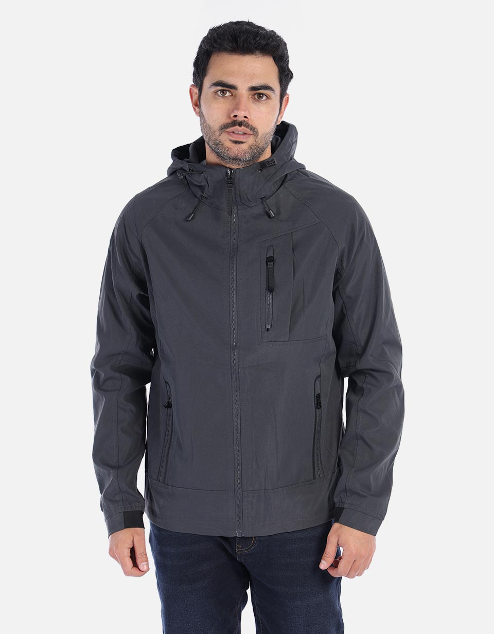 Chaqueta Hombre semi impermeable con capota