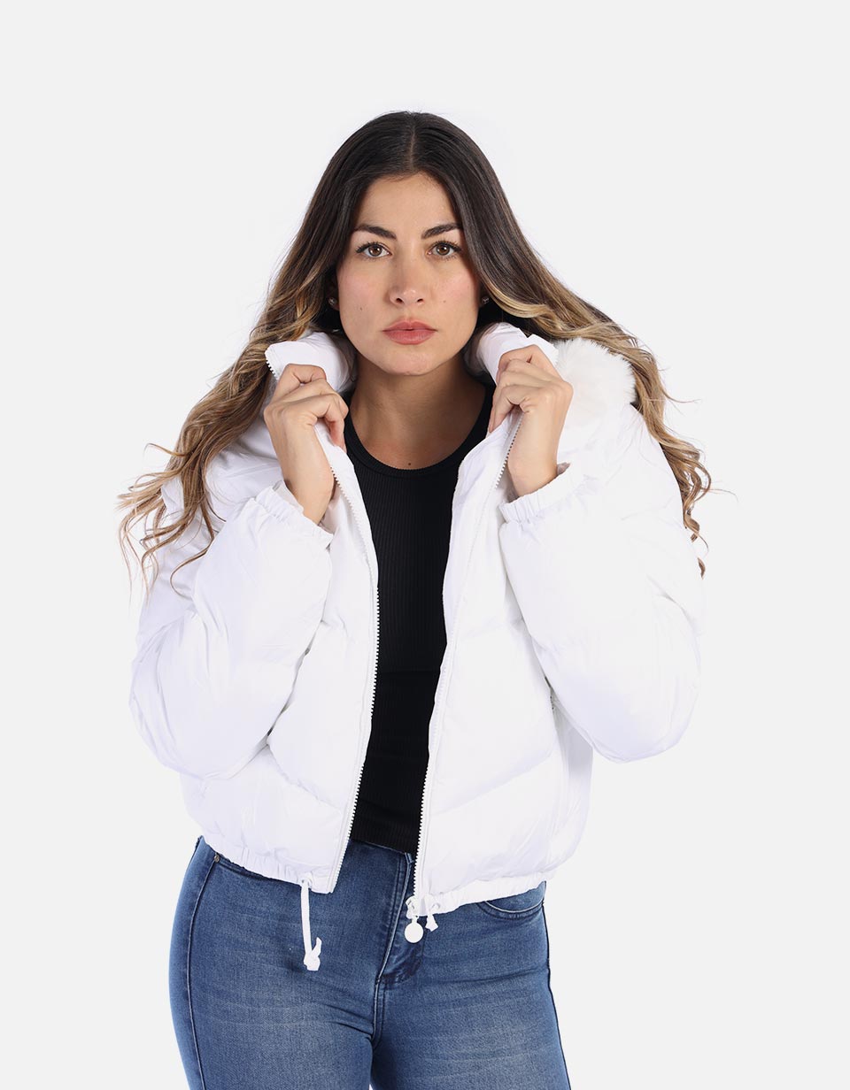 Chaqueta abullonada con capucha para mujer