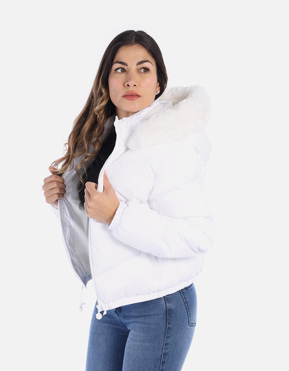 Chaqueta abullonada con capucha para mujer