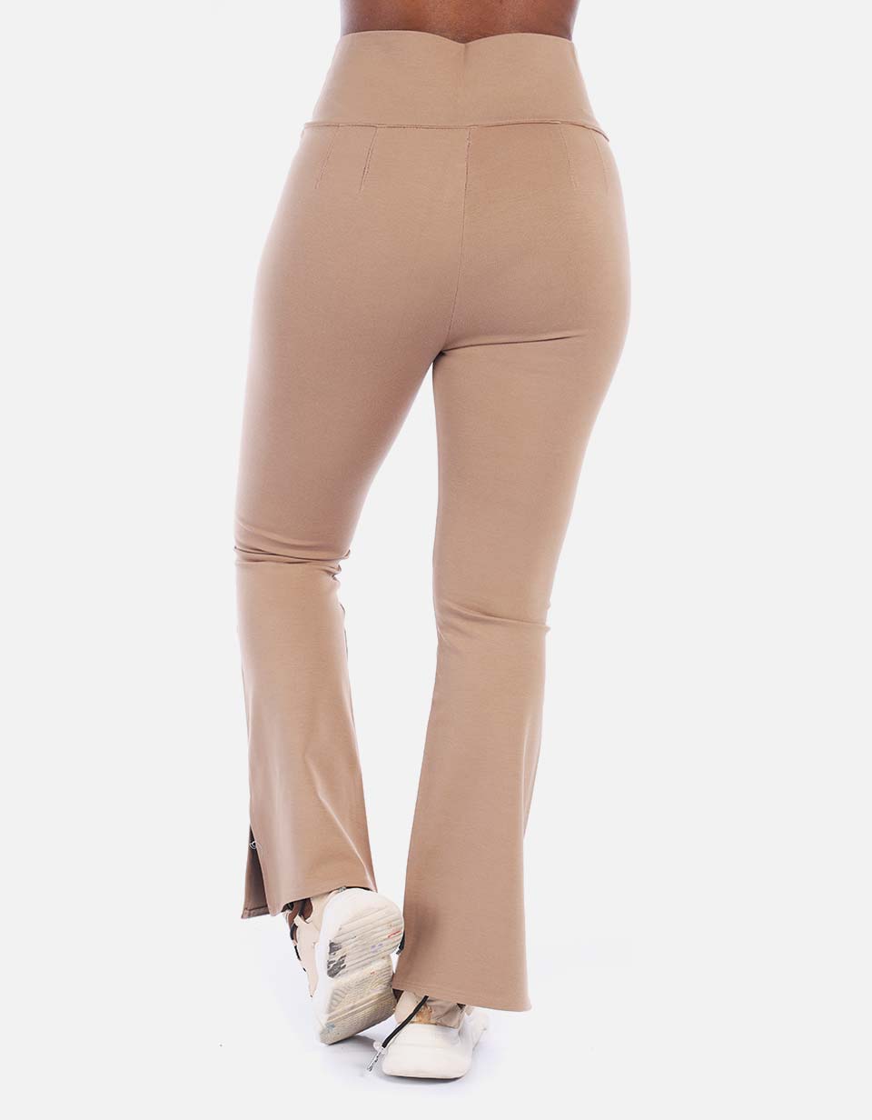 Pantalón bota campana Mujer